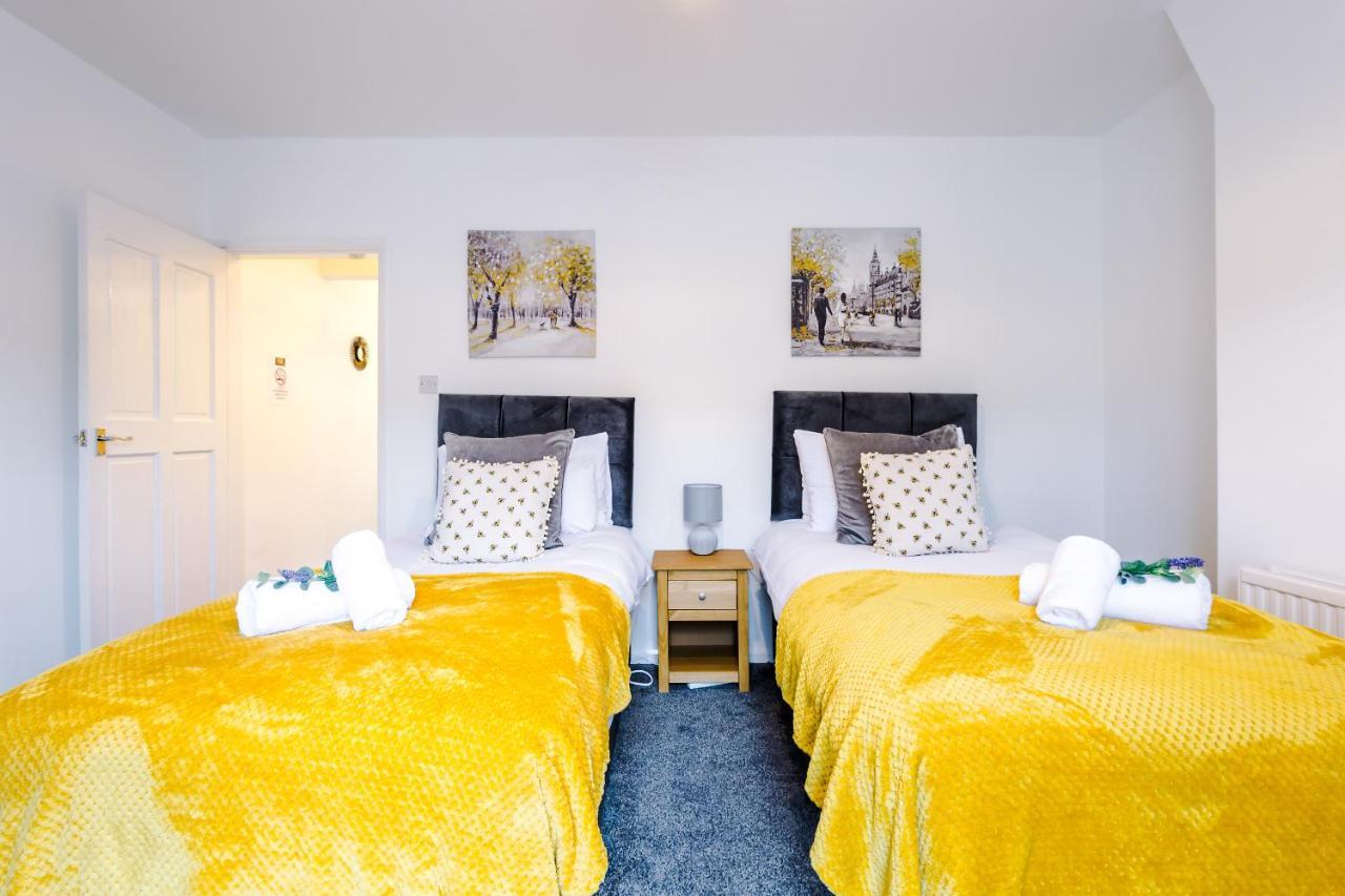 Spacious 2-Bed City-Centre Cottage In Chester By 53 Degrees Property - Ideal For Groups & Couples - Sleeps 6 Eksteriør bilde